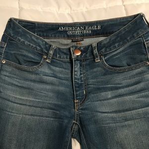 AE jegging ankle jeans. Size 6
